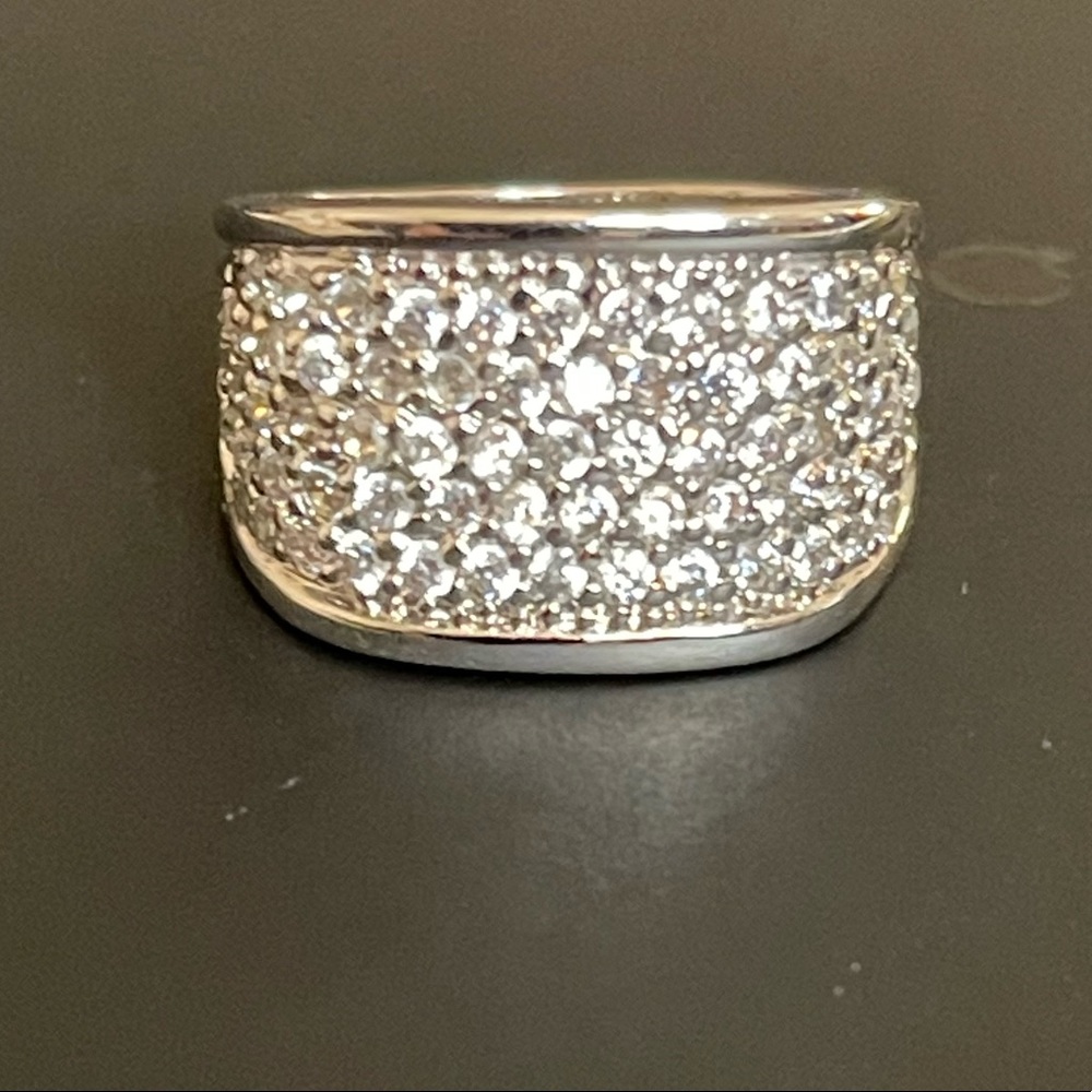 Chunky CZ statement ring stamped 925 size 6.25 perfect condition sterling silver